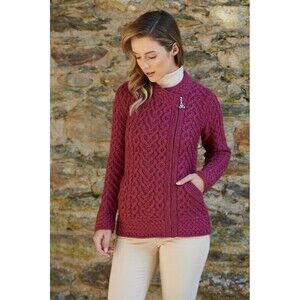 ARAN CRAFTS- WOMEN'S S  ARAN HEART DESIGN ZIP CARDIGAN X4884 100% MERINO WOOL